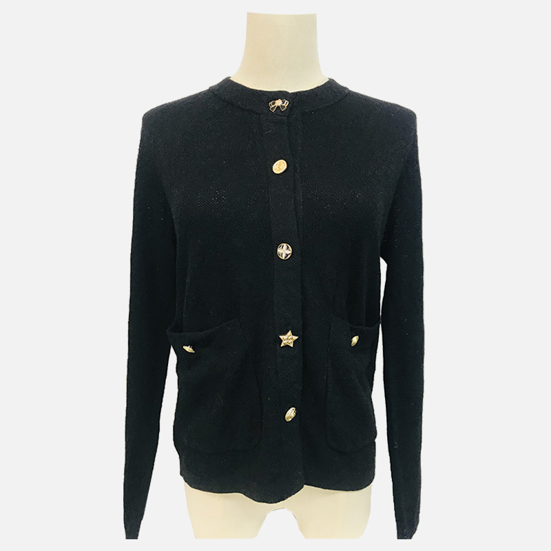 D23-502B Svart långärmad stickad cardigan med rund hals